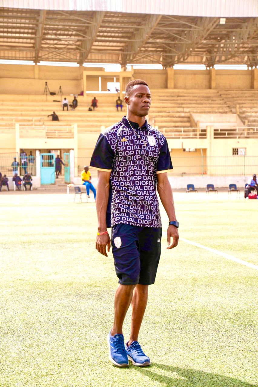 Coach adjoint Nawetaan
